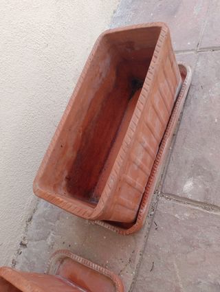 2 jardineras terracota