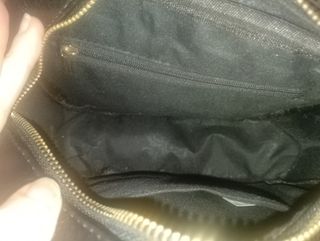 Bolso beige acolchado + correa