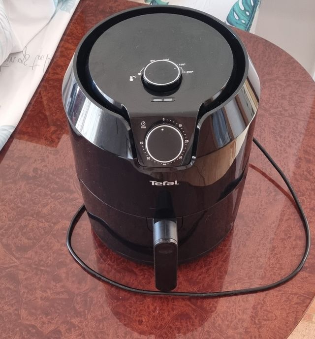 Freidora de aire Tefal 4.2 litros.