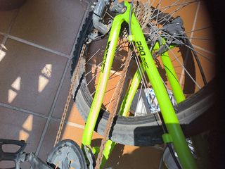 Bicicleta WRC niño, verde, frenos de disco