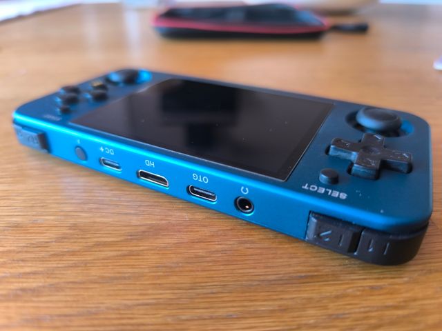 RG353M Azul - Consola Retro Portátil