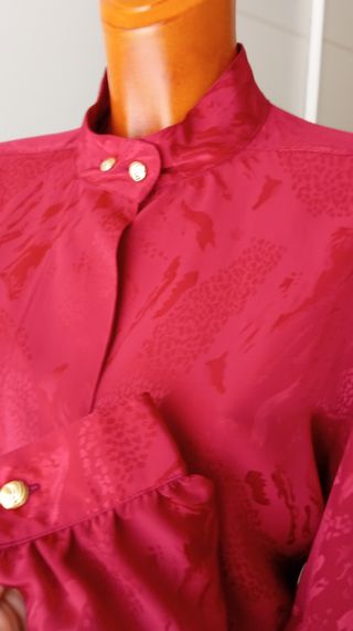 Blusa vintage rojo granate. Nueva.