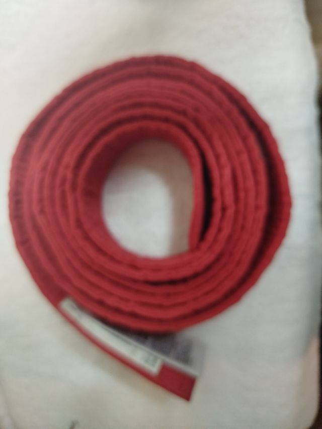 Cinturón rojo artes marciales
