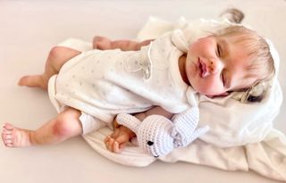 Reborn de silicona con pelo injertado