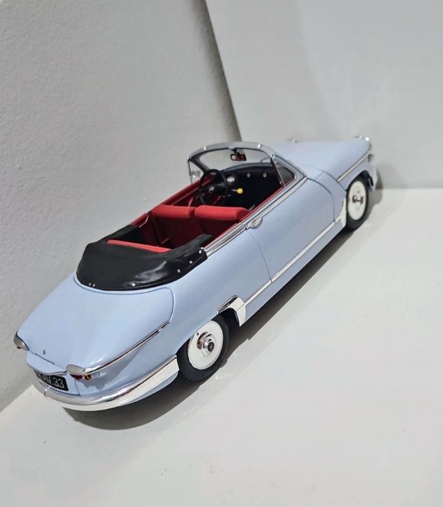 PANHARD PL17 CABRIO. 1961. ESCALA 1/18. NUEVO.