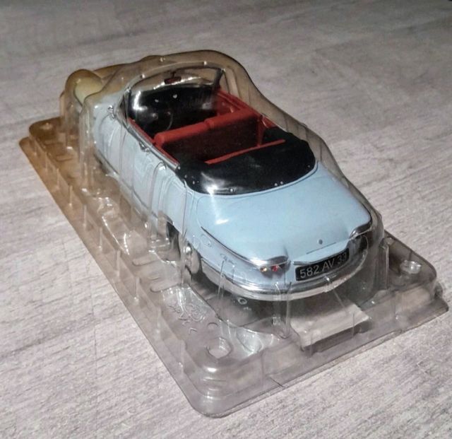PANHARD PL17 CABRIO. 1961. ESCALA 1/18. NUEVO.