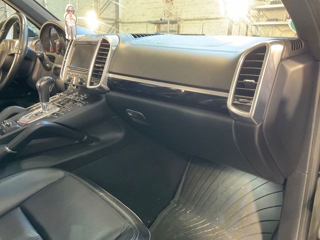 Porsche Cayenne 2014