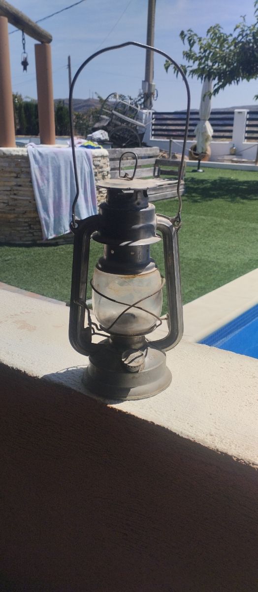 Lampara Antigua de Aceite