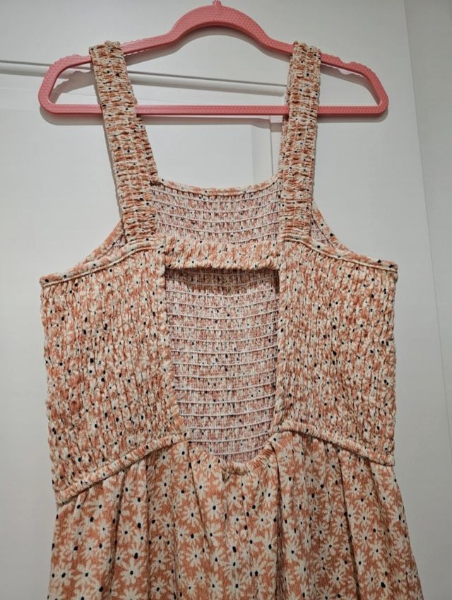 Peto floral niña de Zara.