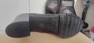 Botines negros de tacón