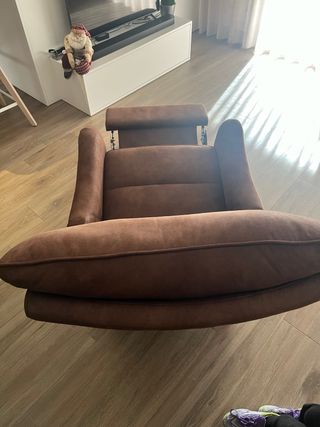 Mesa redonda patas metal + Sillón