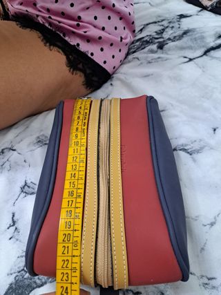 Pochette unisex blu e rossa