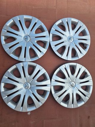4 Tapacubos Toyota Auris