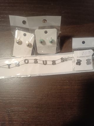 Pulsera y pendientes Tous . las 4 piezas por 40eu
