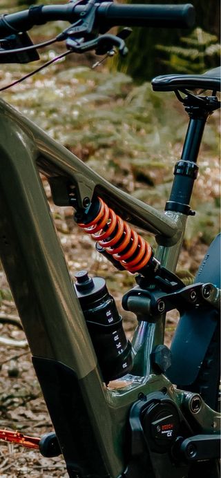 mola de Amortecedor MTB 151x65 400lbs - Laranja