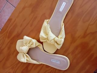 Sandalias Amarillas Primark