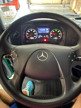Mercedes-Benz Atego 2012