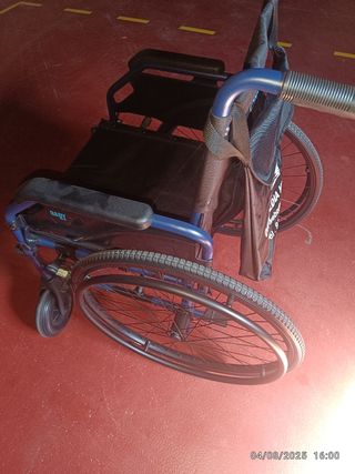 ♿ Silla de ruedas Saby casi nueva.
