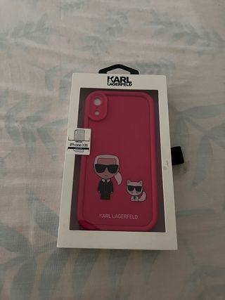 Fundas iPhone XR Karl Lagerfeld y otra disney 