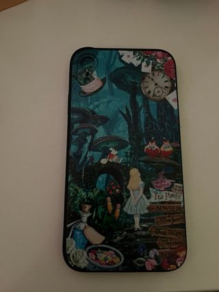 Fundas iPhone XR Karl Lagerfeld y otra disney 