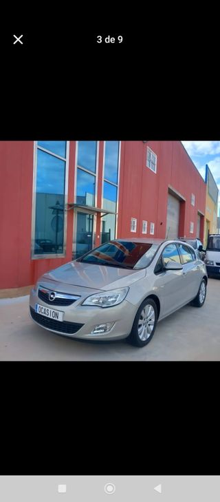 Opel Astra 2010