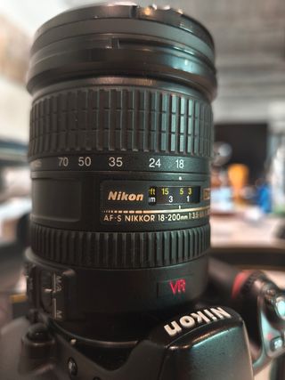 Nikon D80 + objetivo