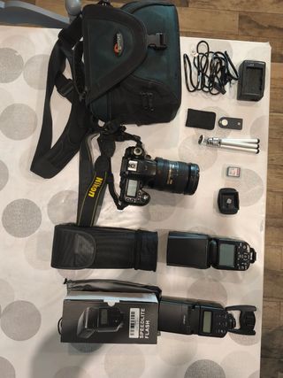 Nikon D80 + objetivo