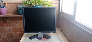 Monitor DELL 17"