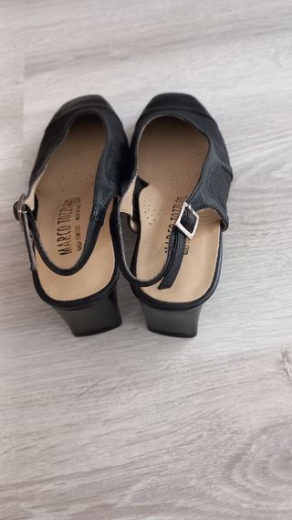 Sandali neri Marco Tozzi Made in Italy