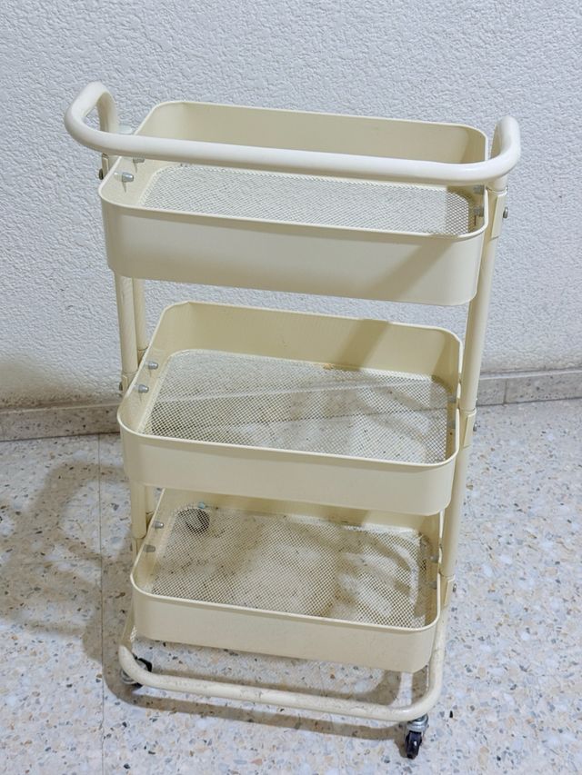 Carrello a 3 ripiani - metallico