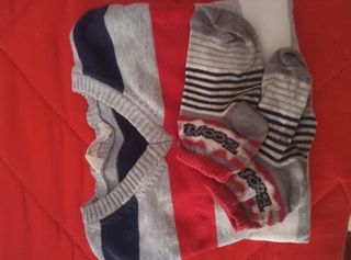Jersey y calcetines bebé