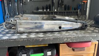 Basculante y monoamortiguador KTM950 adventure