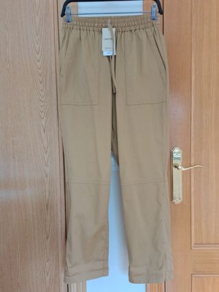 Pantalones jogger Mango beige S