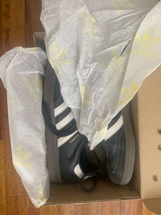 Zapatillas Adidas Samba Talla 38 2/3 con regalo