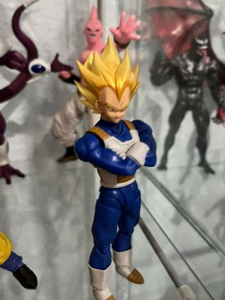 SH Figuarts Vegeta Super Saiyan - Figura DBZ