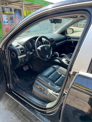 Porsche Cayenne 2003