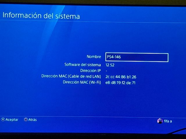 PS4 (PlayStation 4) negra