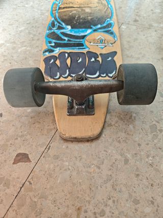Longboard de lujo marca Dusters