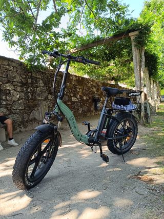 Bicicleta eléctrica Yovin Porto plegable