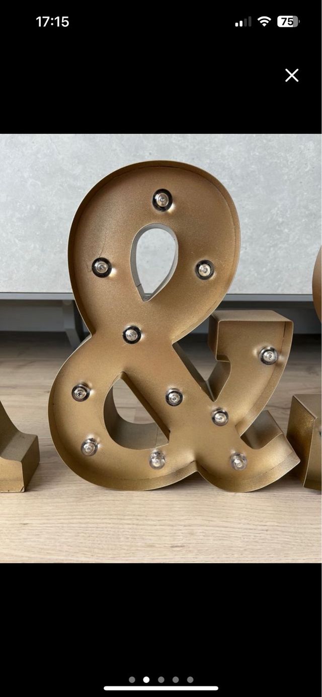 Letra & Luminosa Dorada