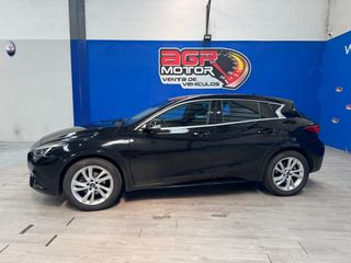 Infiniti Q30 1.6 T