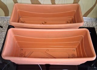 3 fioriere in plastica arancioni