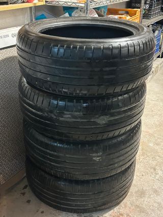 Jantas de Mercedes-Benz 