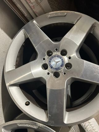 Jantas de Mercedes-Benz 