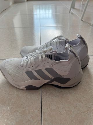 Zapatillas Adidas blancas - Lightstrike