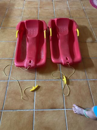 2 trineos+traje neopreno y mas