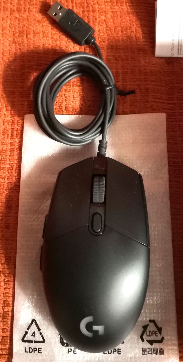 Logitech G203 LIGHTSYNC Gaming Mouse.