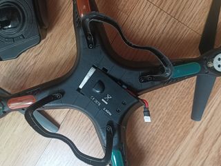 Dron MJX - Negro y Dorado