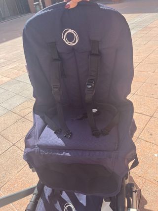Bugaboo Camaleón 3 capazo y silla azul marino