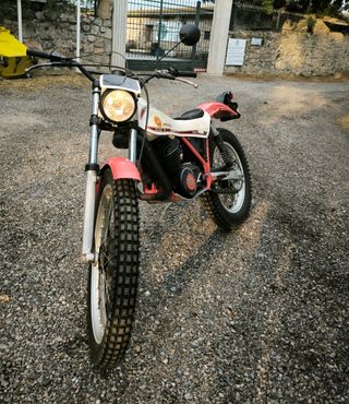Montesa Cota 242 año 1984
